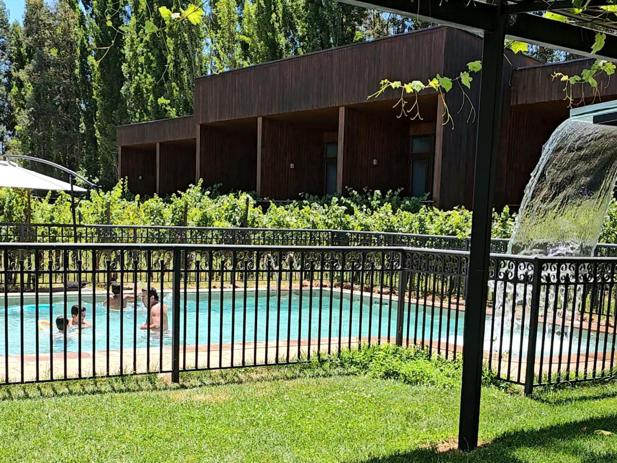 Hotel Parronales Santa Cruz Exteriör bild